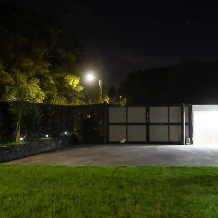 Villa Com Jacuzzi E Estacionamento