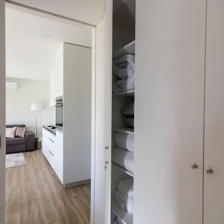 Vicente Jacuzzi, Sauna And Parking Villa *