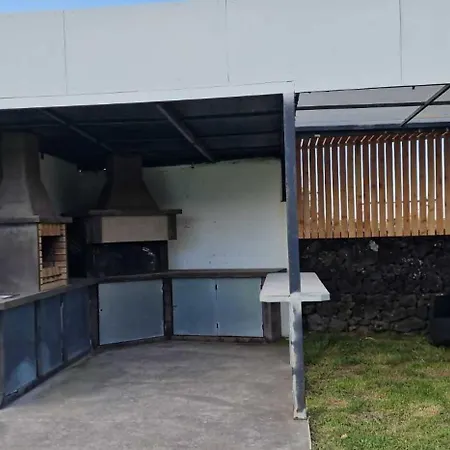 Vicente Jacuzzi, Sauna And Parking