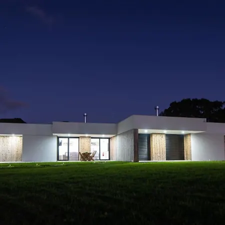 Willa Vicente Jacuzzi, Sauna And Parking São Vicente Ferreira