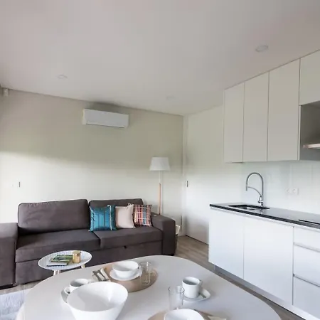 Vicente Jacuzzi, Sauna And Parking São Vicente Ferreira