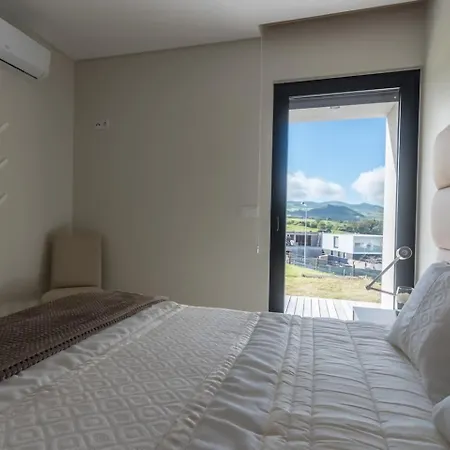 Vicente Jacuzzi Sauna And Parking * São Vicente Ferreira