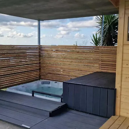 Vicente Jacuzzi, Sauna And Parking *