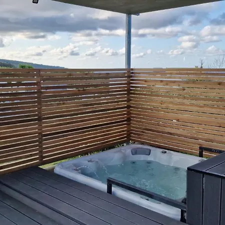 Vicente-wellness, Fantastic Views And Parking Villa *